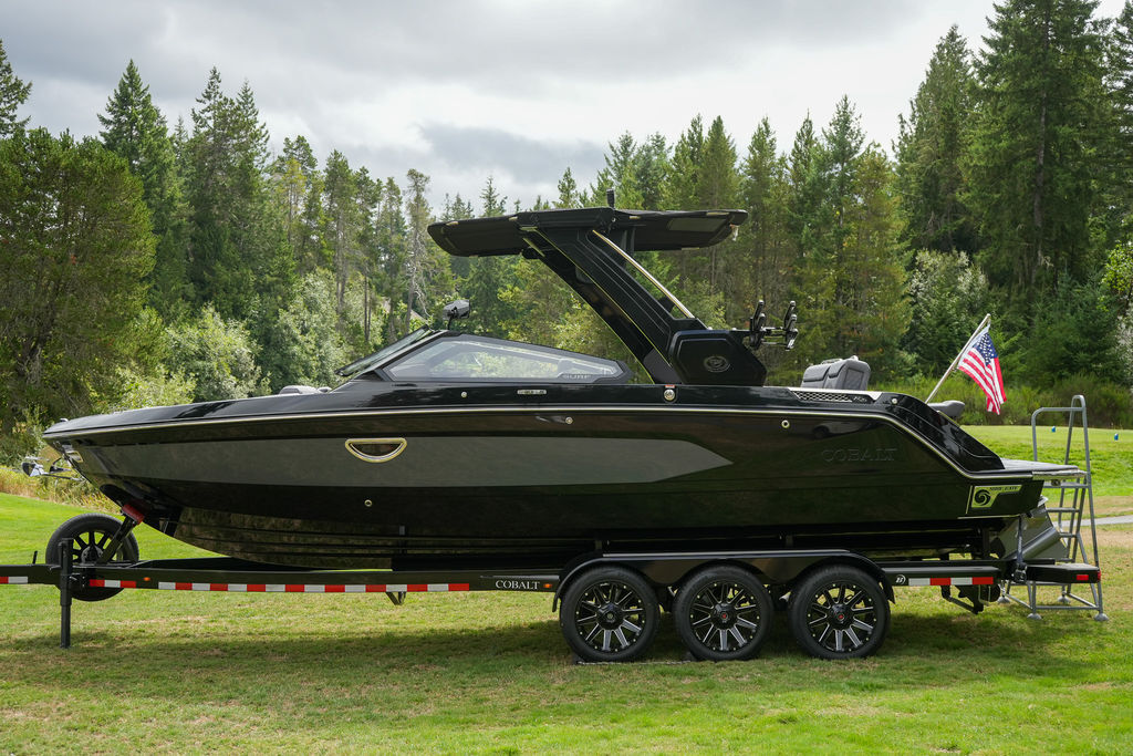 2027 Cobalt Boats R26 Surf R8 in bellevue WA