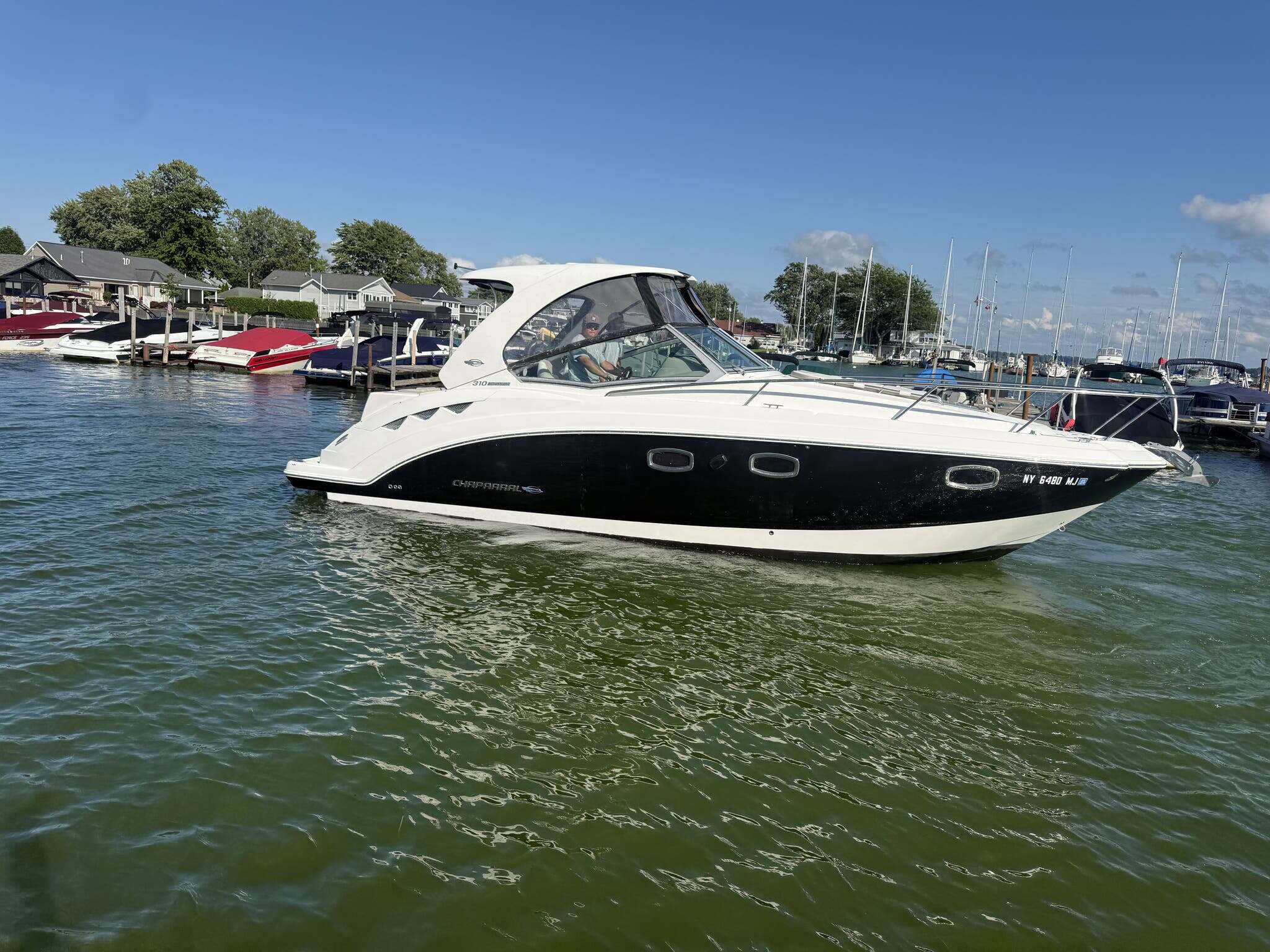 2012 Chaparral Signature 310 370 in sodus point NY