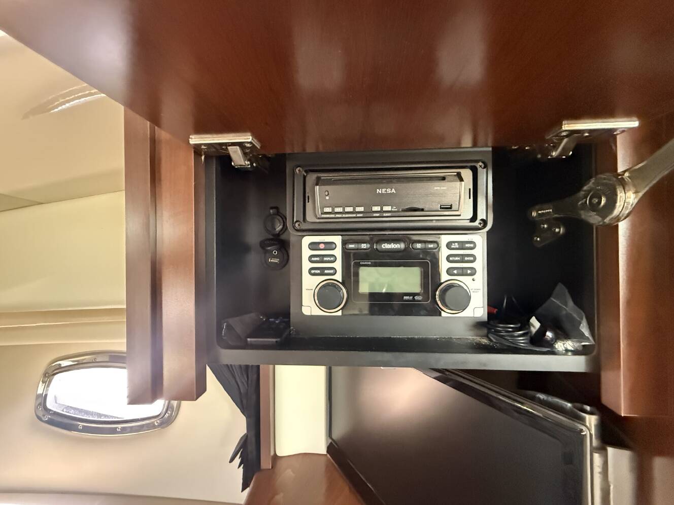 A photo of this 2012 Chaparral Signature 310