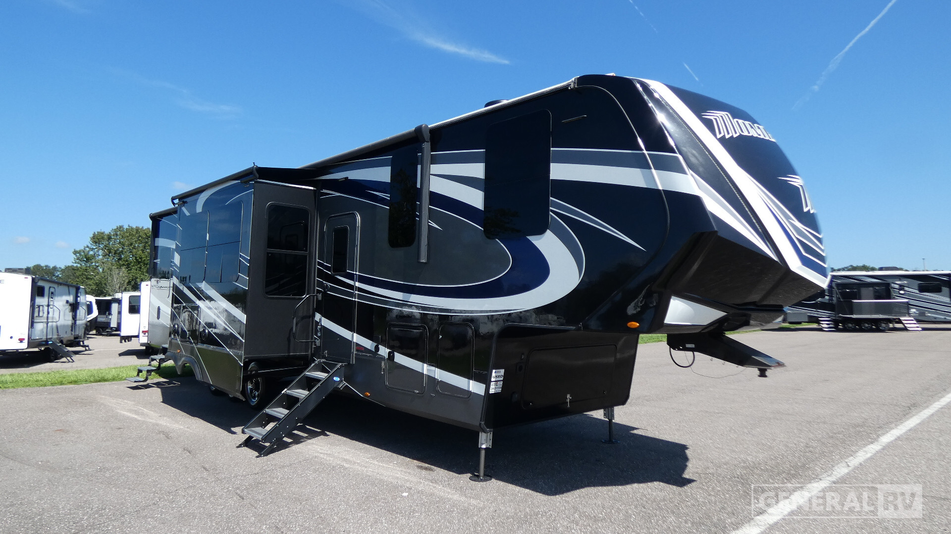 2021 Grand Design MOMENTUM M CLASS 381M in dover FL