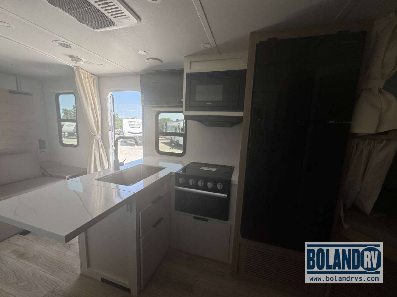 A photo of this 2026 Winnebago Thrive 22MBH