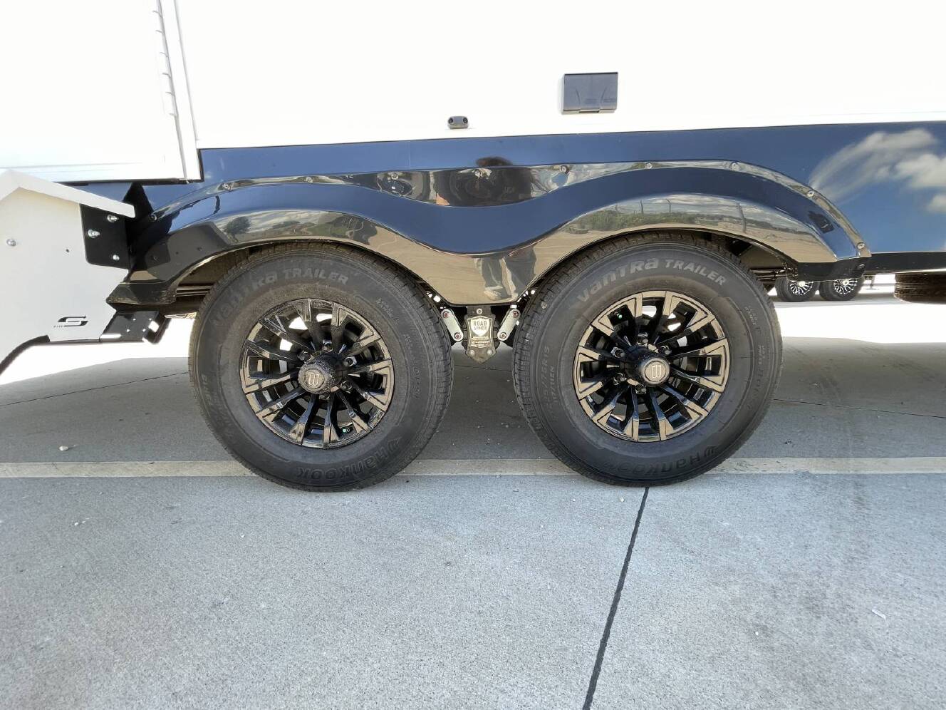 A photo of this 2027 Brinkley Rv MODEL Ix 24X