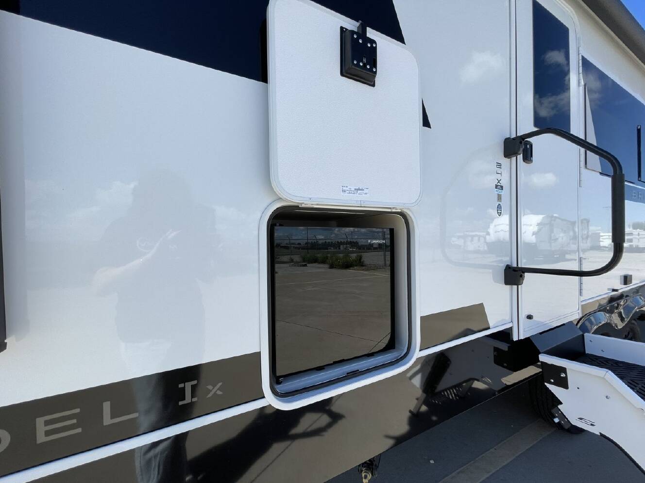 A photo of this 2027 Brinkley Rv MODEL Ix 24X