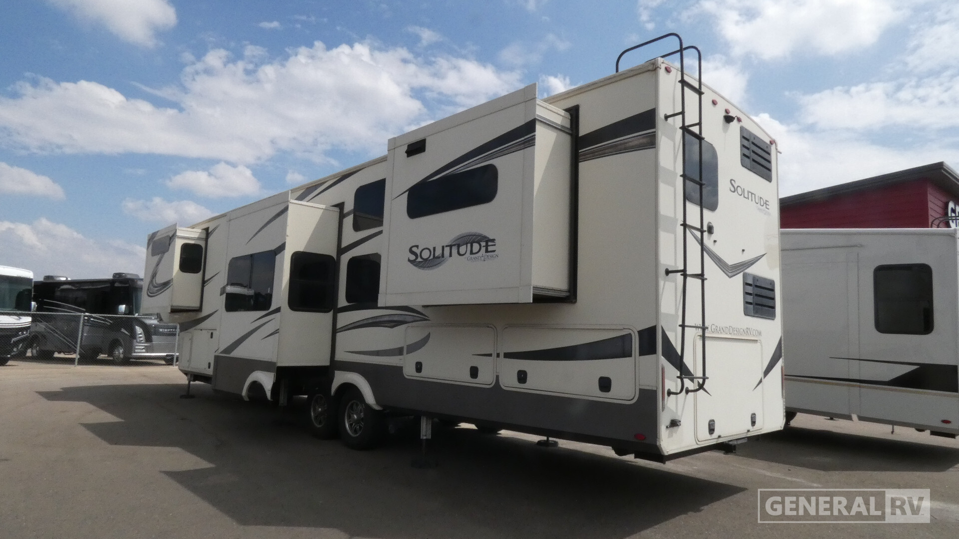 2021 Grand Design SOLITUDE 390RK in longmont CO