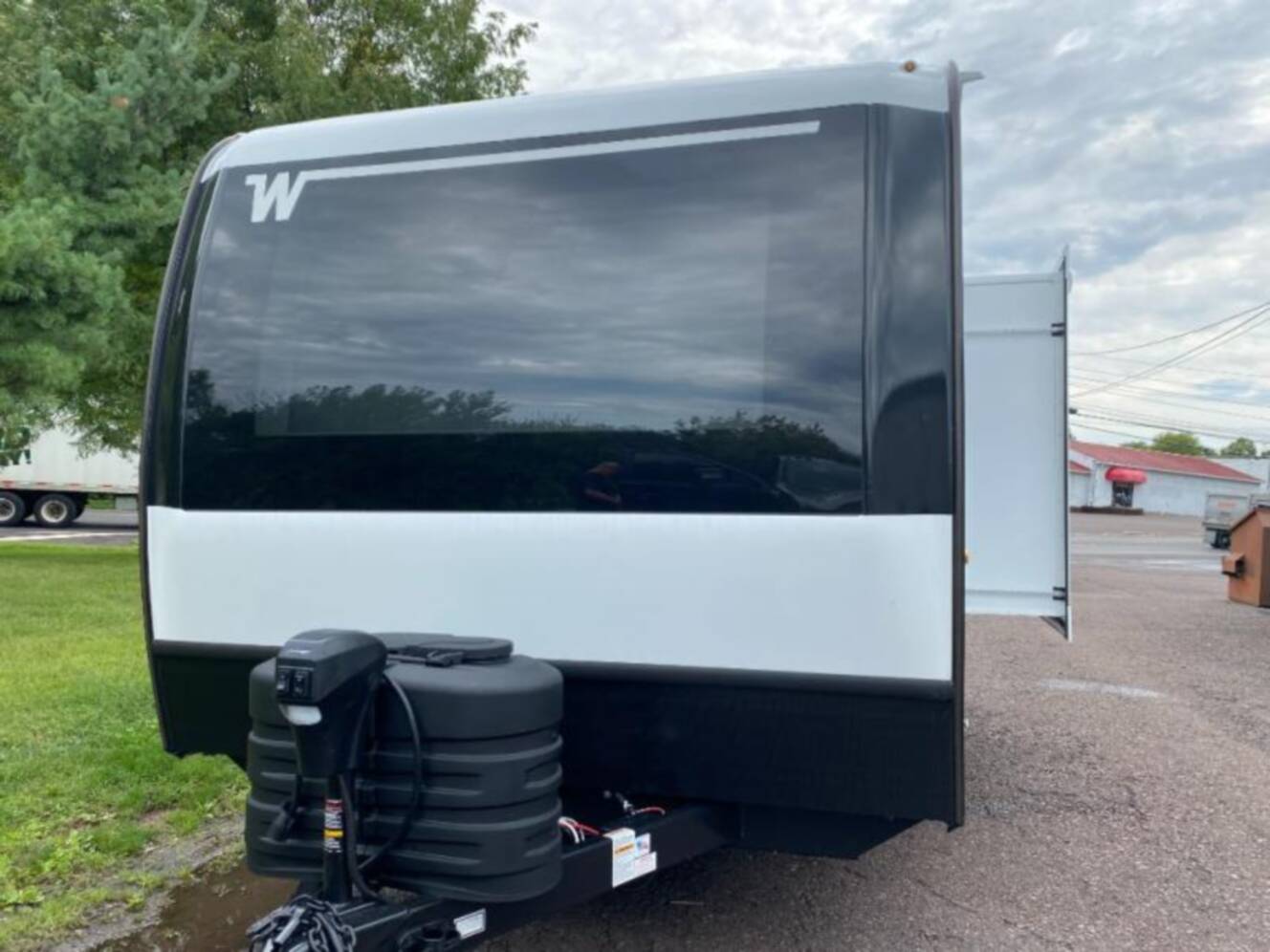 A photo of this 2027 Winnebago Thrive 18FBS