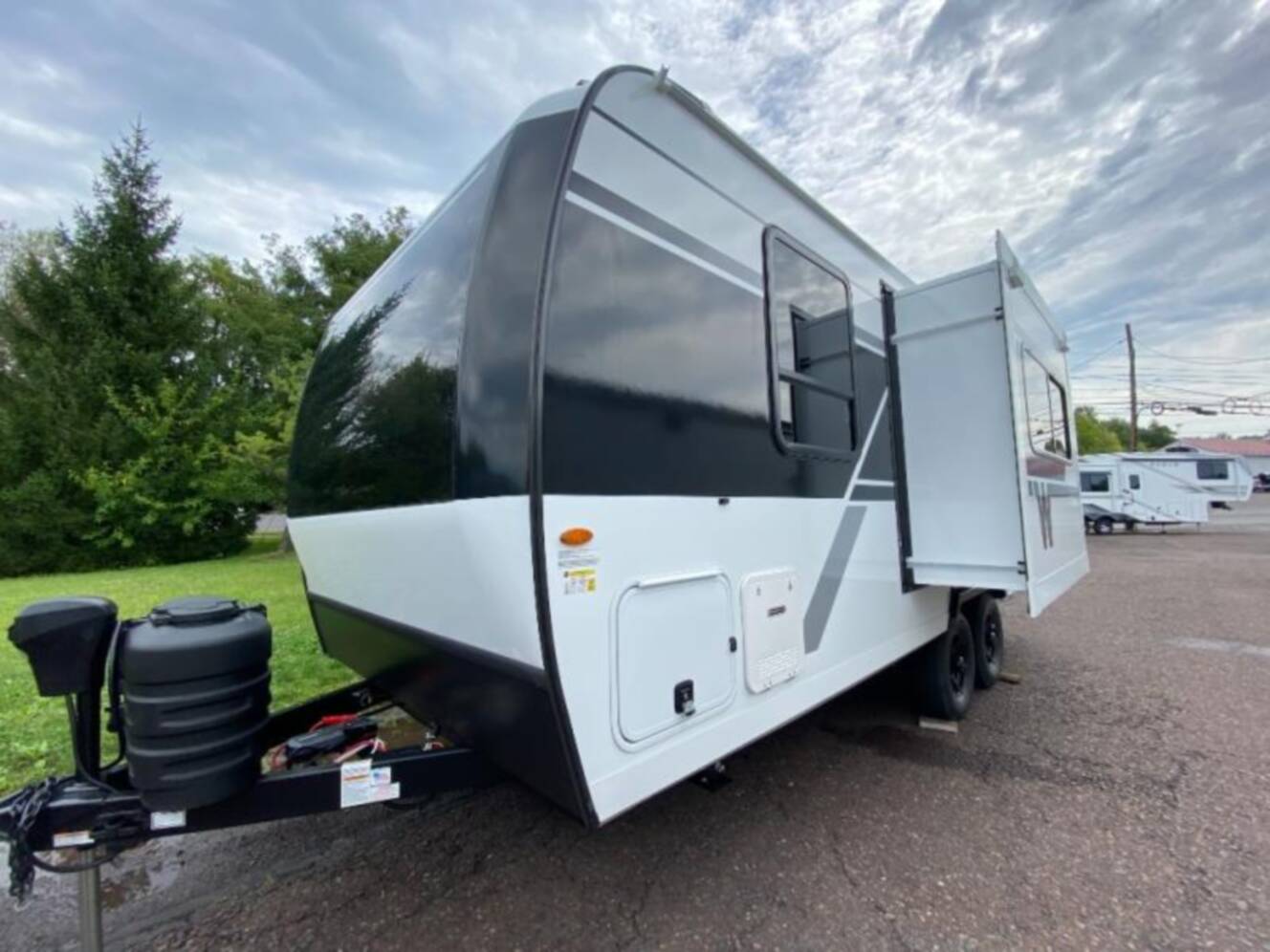 A photo of this 2027 Winnebago Thrive 18FBS