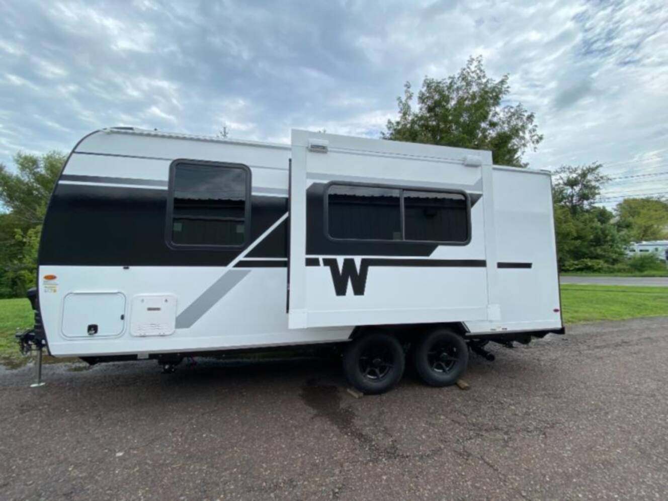 A photo of this 2027 Winnebago Thrive 18FBS