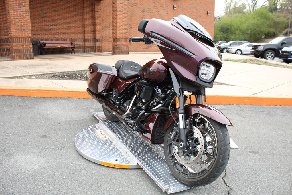 2024 Harley-Davidson® FLHXSE - CVO Street Glide® CVO in Dalton, GA