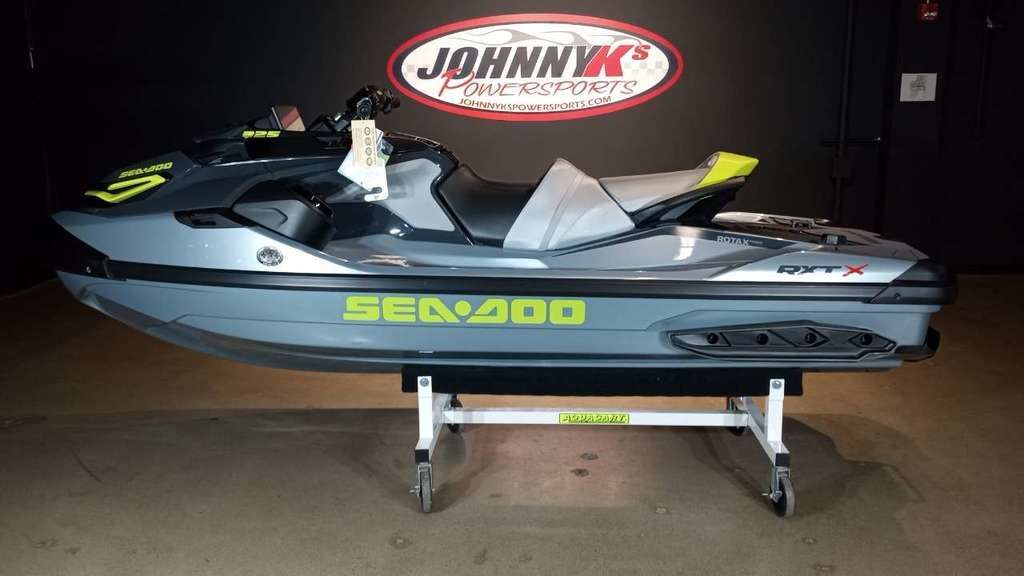 2026 Sea-Doo RXT-X 325 Ice Metal / Manta Green in elyria OH