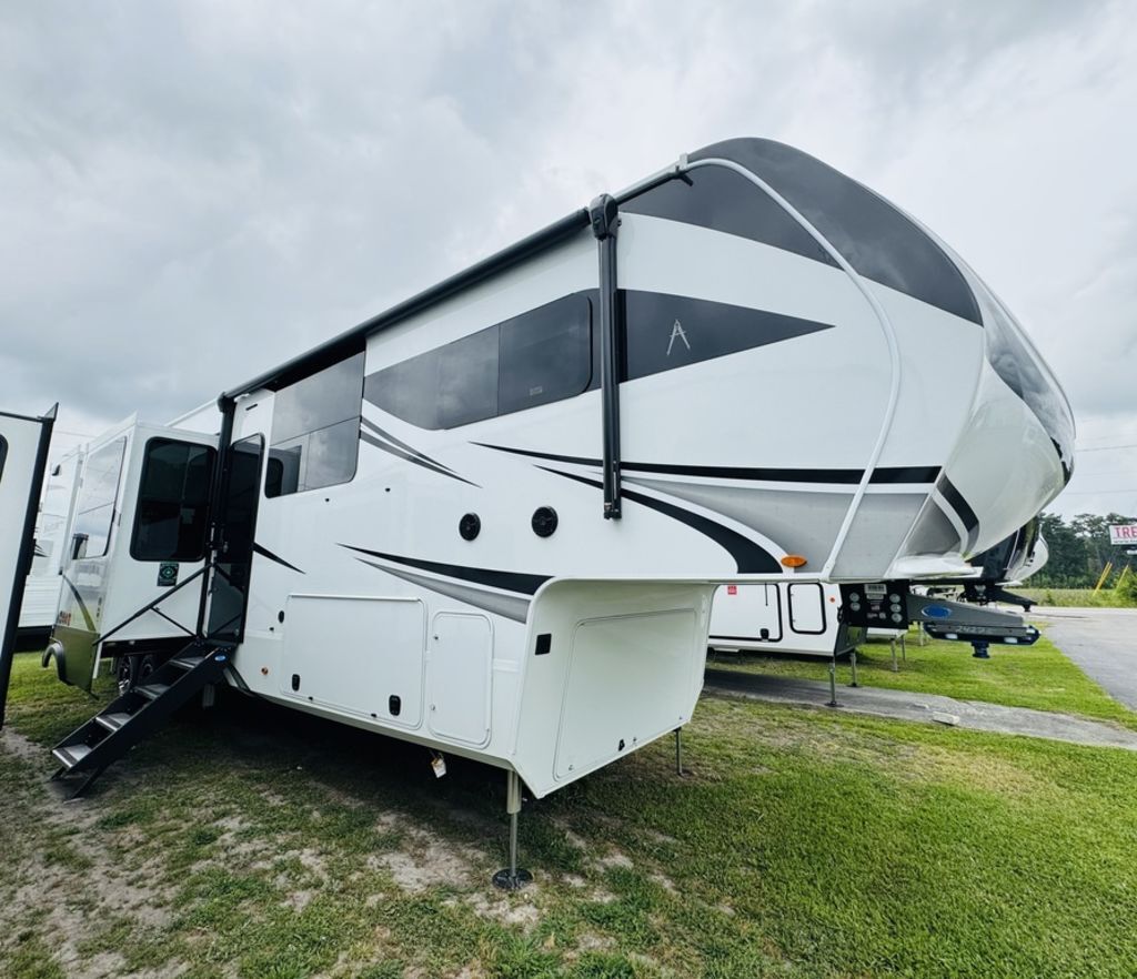 2027 Grand Design Solitude 390RK in newport NC