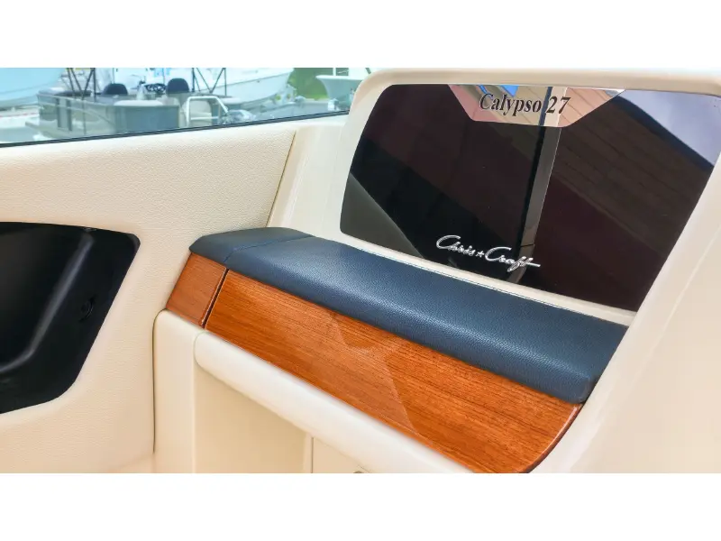 2022 Chris-Craft Calypso 27