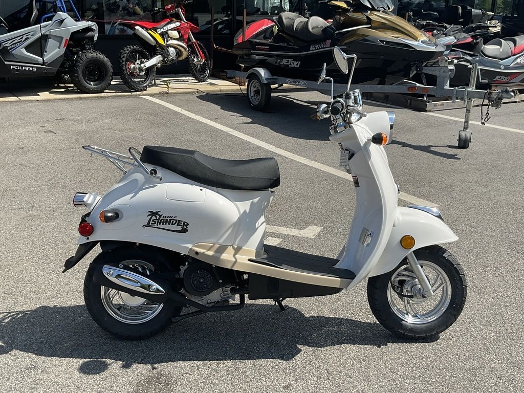2026 Wolf Brand Scooters Wolf Islander BASE in Hampton Falls, NH