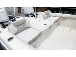 2027 World Cat 230DC