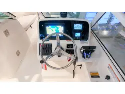 2027 World Cat 230DC