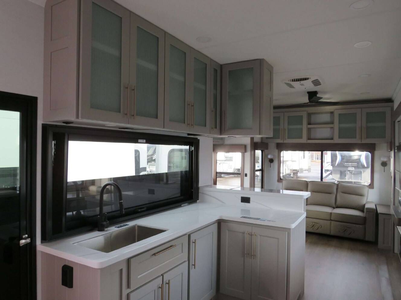 A photo of this 2026 Alliance PARADIGM 388SP