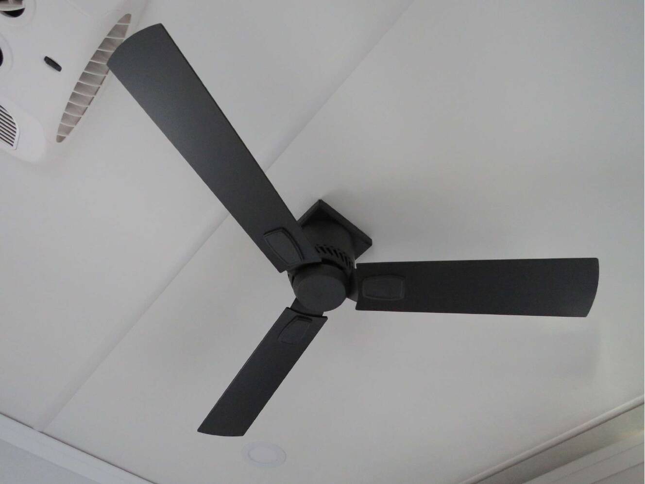 A photo of this 2026 Alliance PARADIGM 388SP