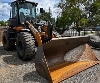 2021 Case 521G in Bristol, PA