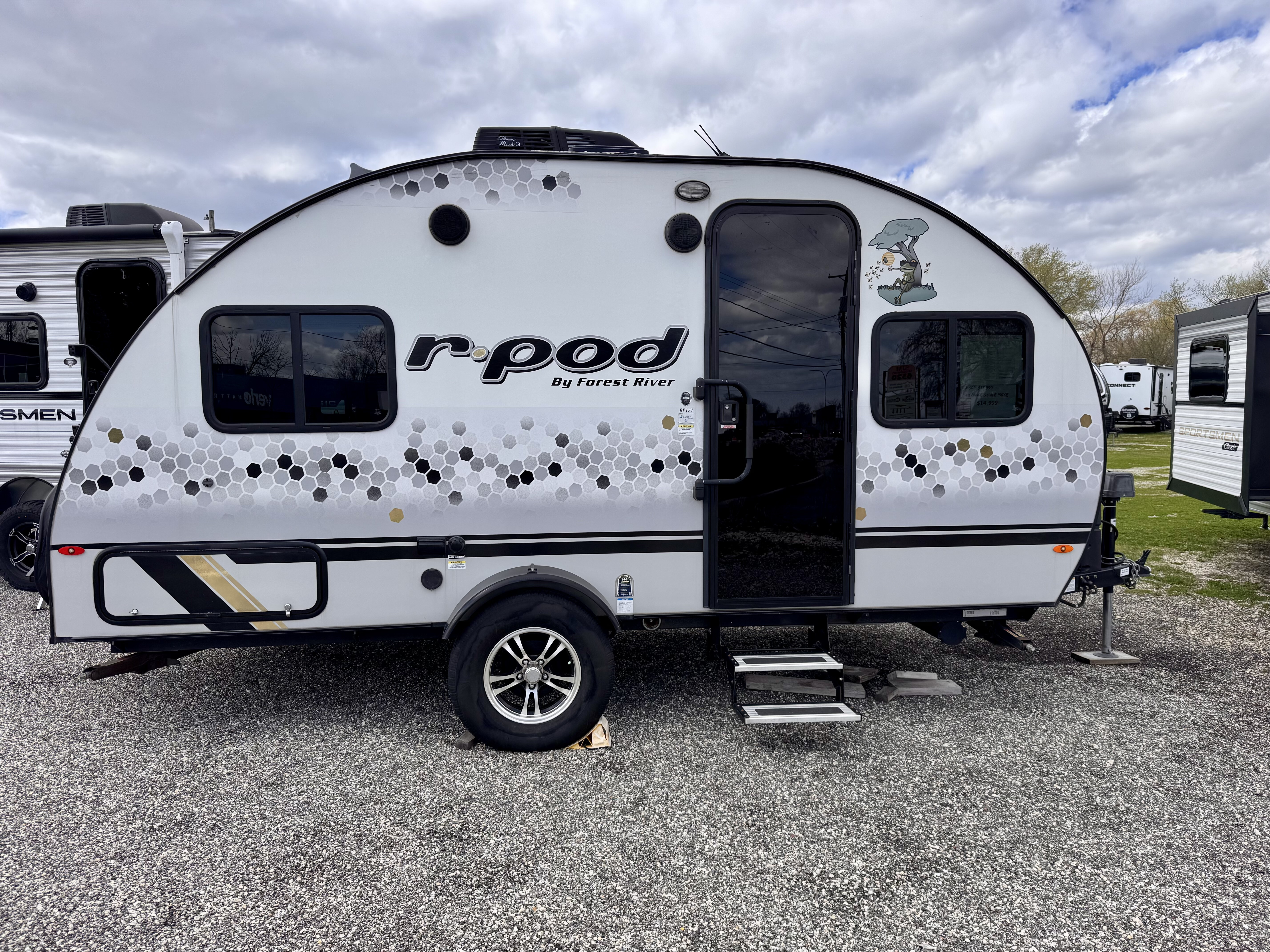 2021 Forest River R Pod RV
