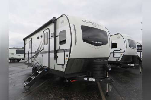 2026 Forest River FLAGSTAFF MICRO LITE 25FKB in jeffersonville OH