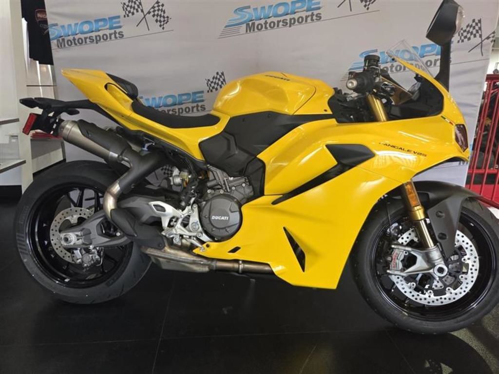 2026 Ducati PANIGALE V2S V2 in Louisville, KY
