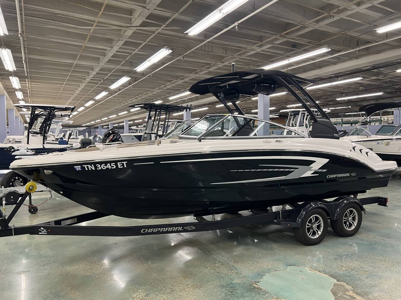 A photo of this 2021 Chaparral 23 SSI