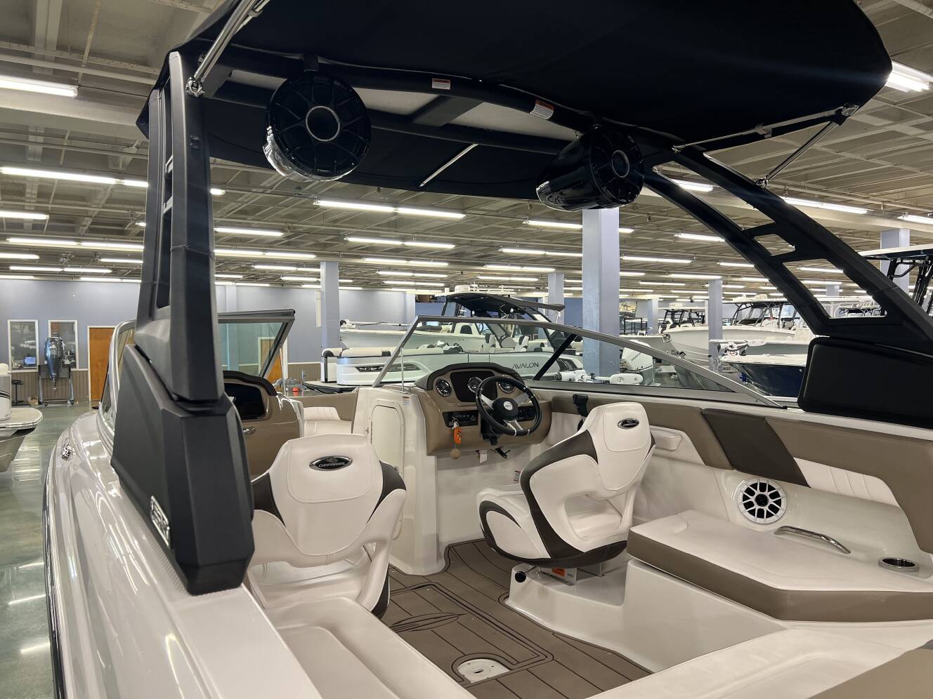A photo of this 2021 Chaparral 23 SSI