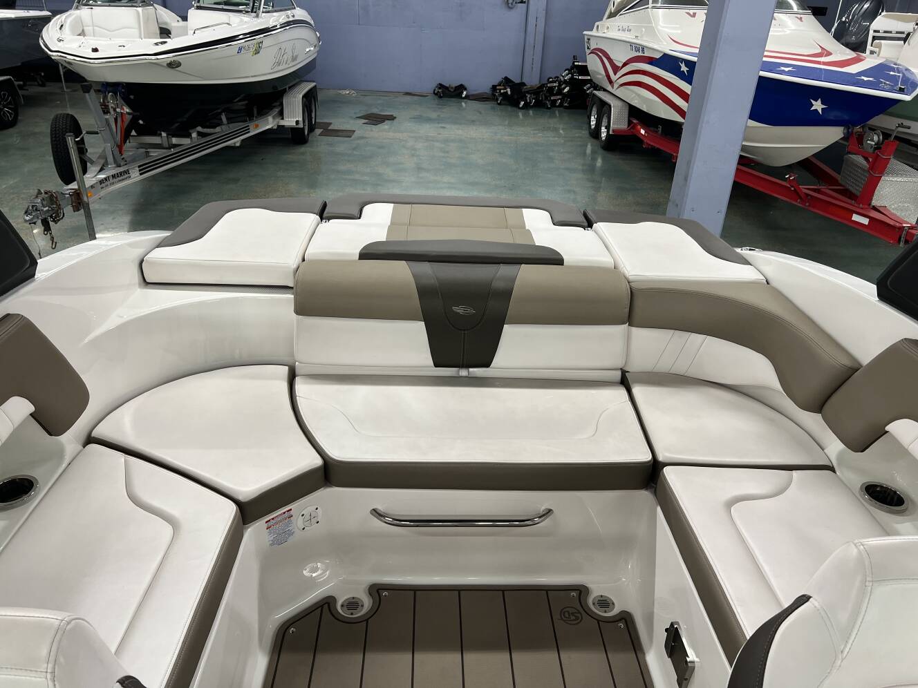 A photo of this 2021 Chaparral 23 SSI