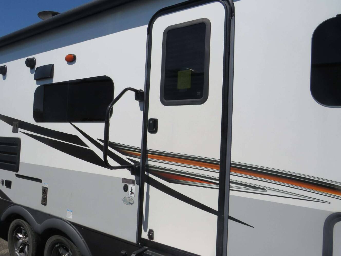 A photo of this 2021 Forest River ROCKWOOD MINI LITE 2507S
