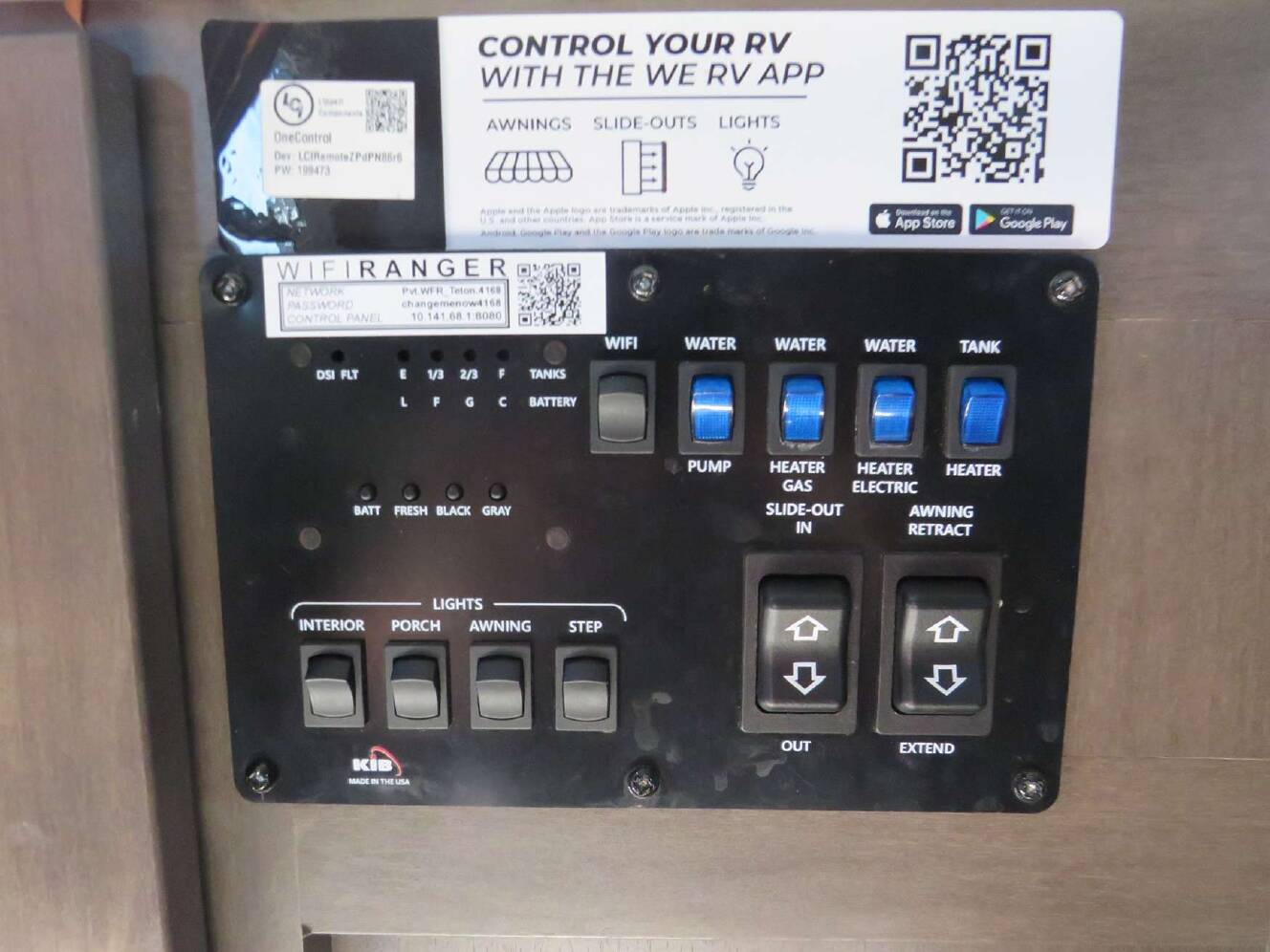 A photo of this 2021 Forest River ROCKWOOD MINI LITE 2507S