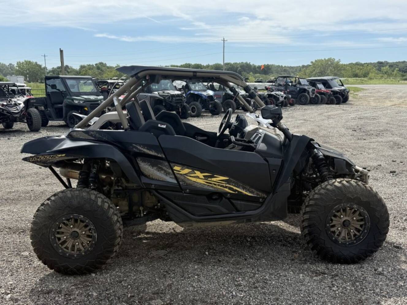 A photo of this 2020 Yamaha YXZ1000R SS XT-R