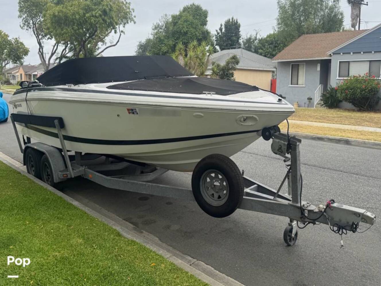A photo of this 2001 Cobalt 226