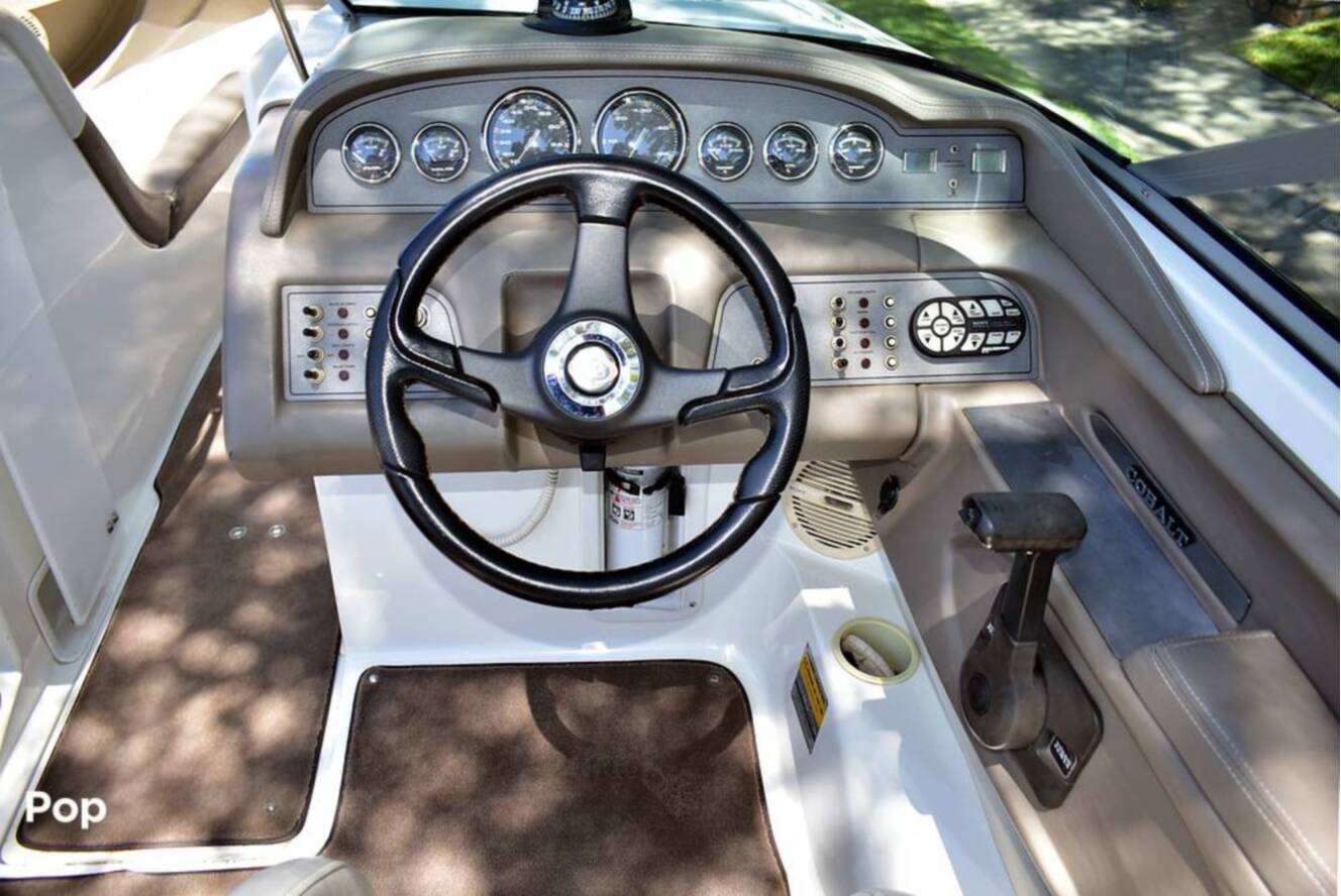 A photo of this 2001 Cobalt 226