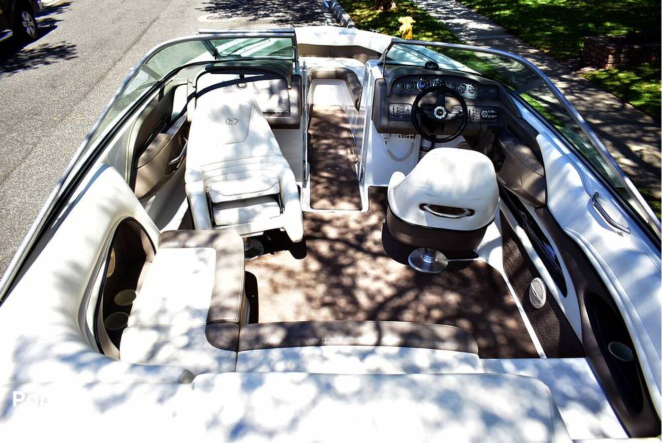 A photo of this 2001 Cobalt 226