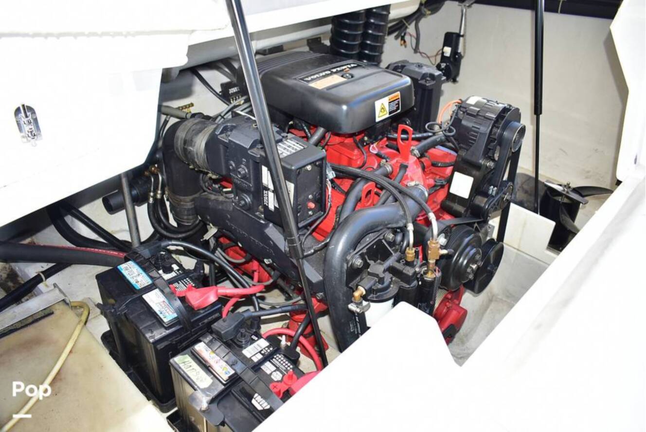 A photo of this 2001 Cobalt 226