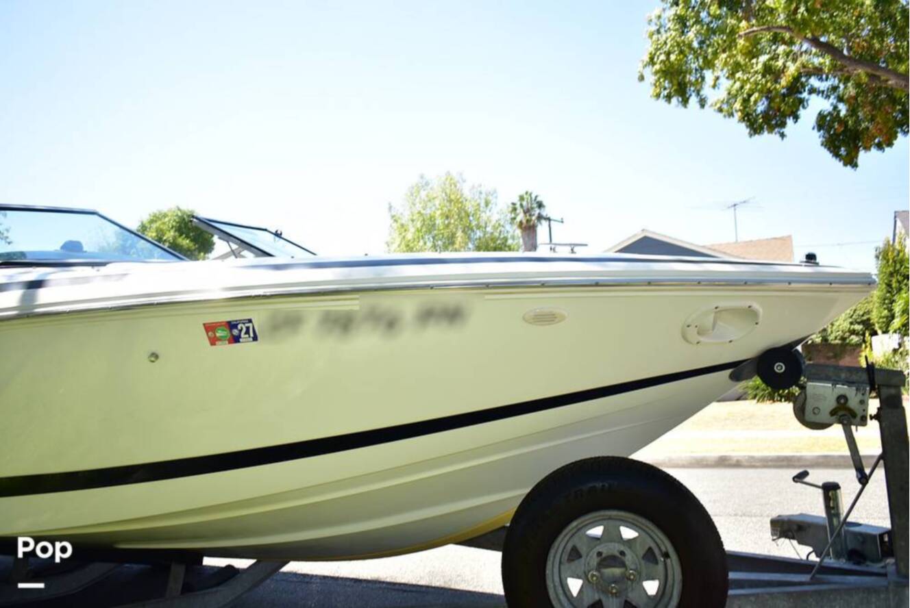 A photo of this 2001 Cobalt 226