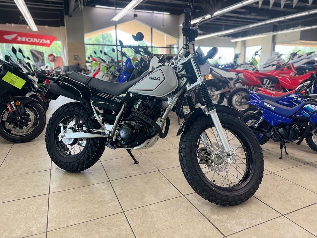 2027 Yamaha TW200 200 in Lowell, NC