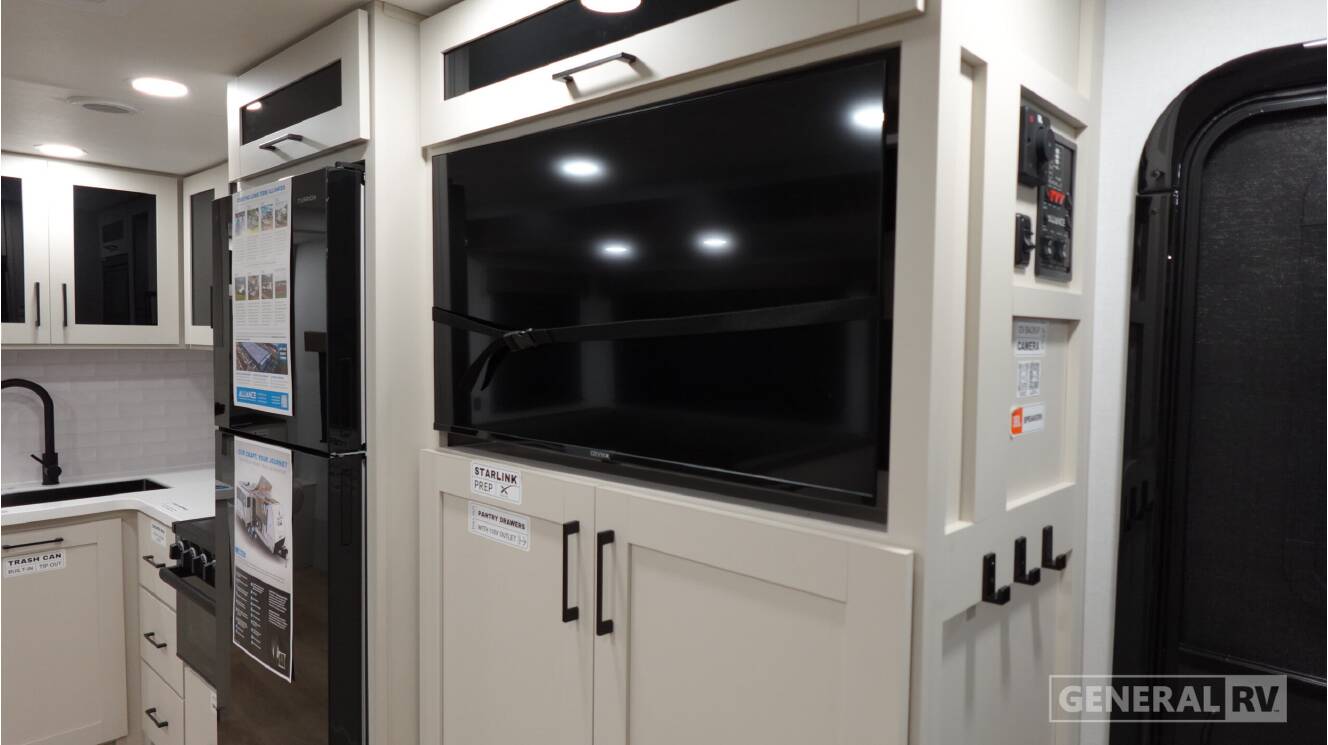 A photo of this 2027 Alliance Rv DELTA 281BH