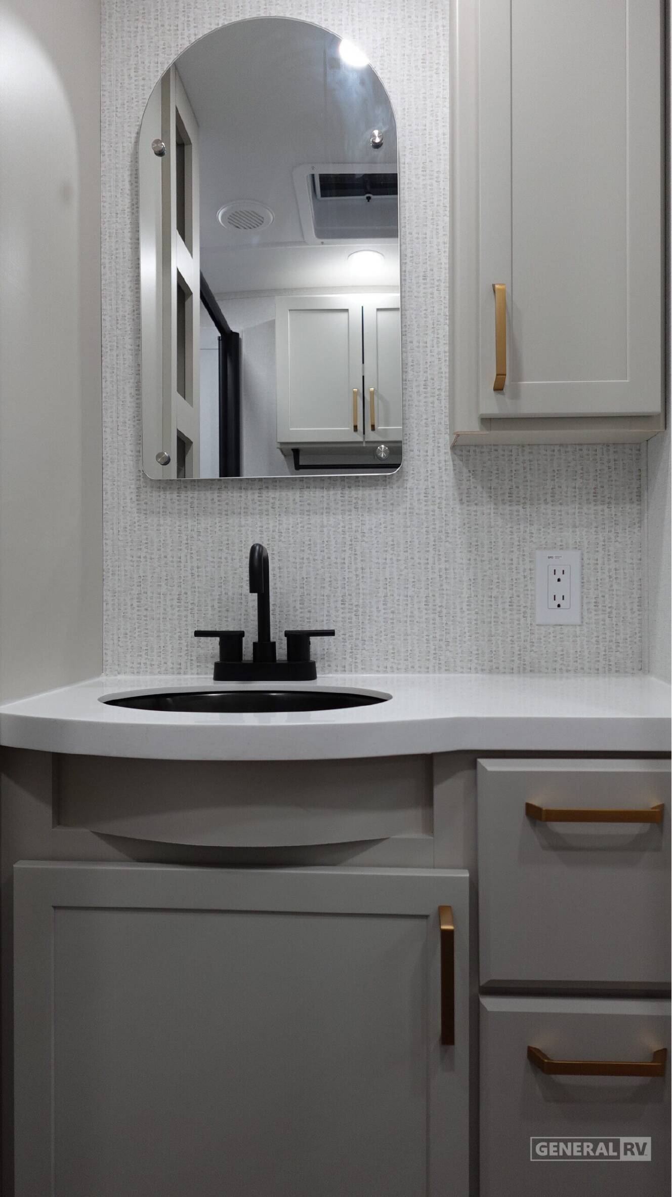 A photo of this 2027 Grand Design IMAGINE 2670MK