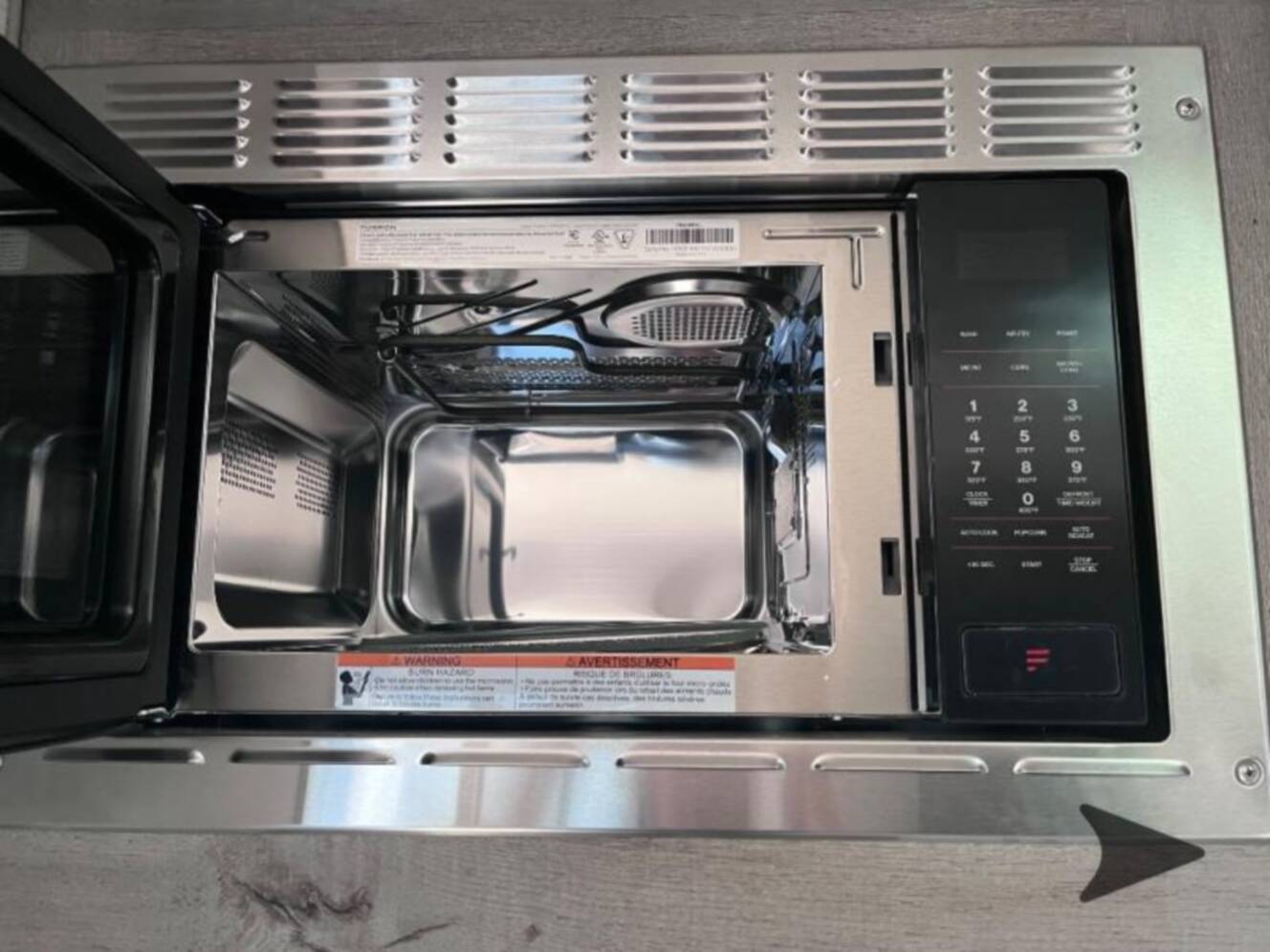 A photo of this 2027 Northwood Arctic Fox 811