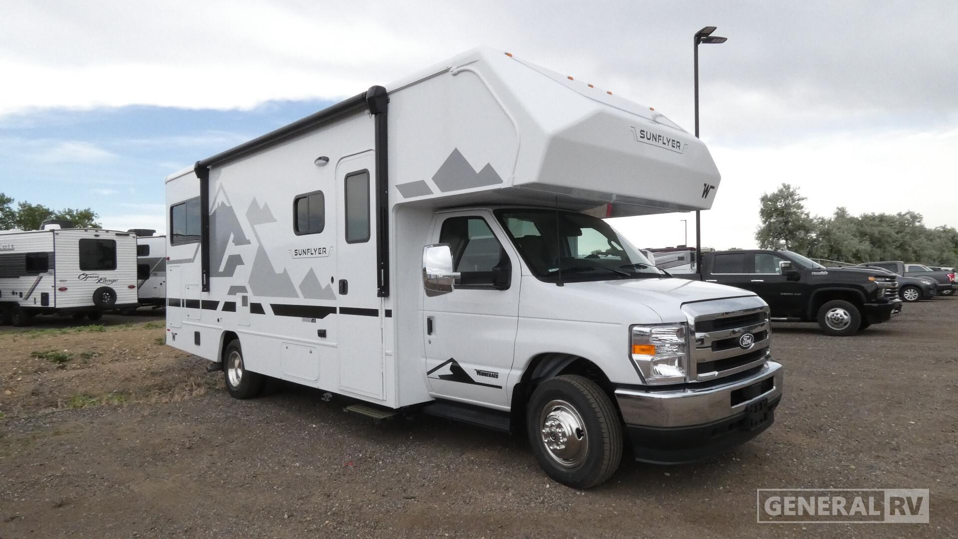 2027 Winnebago SUNFLYER 24GG in longmont CO