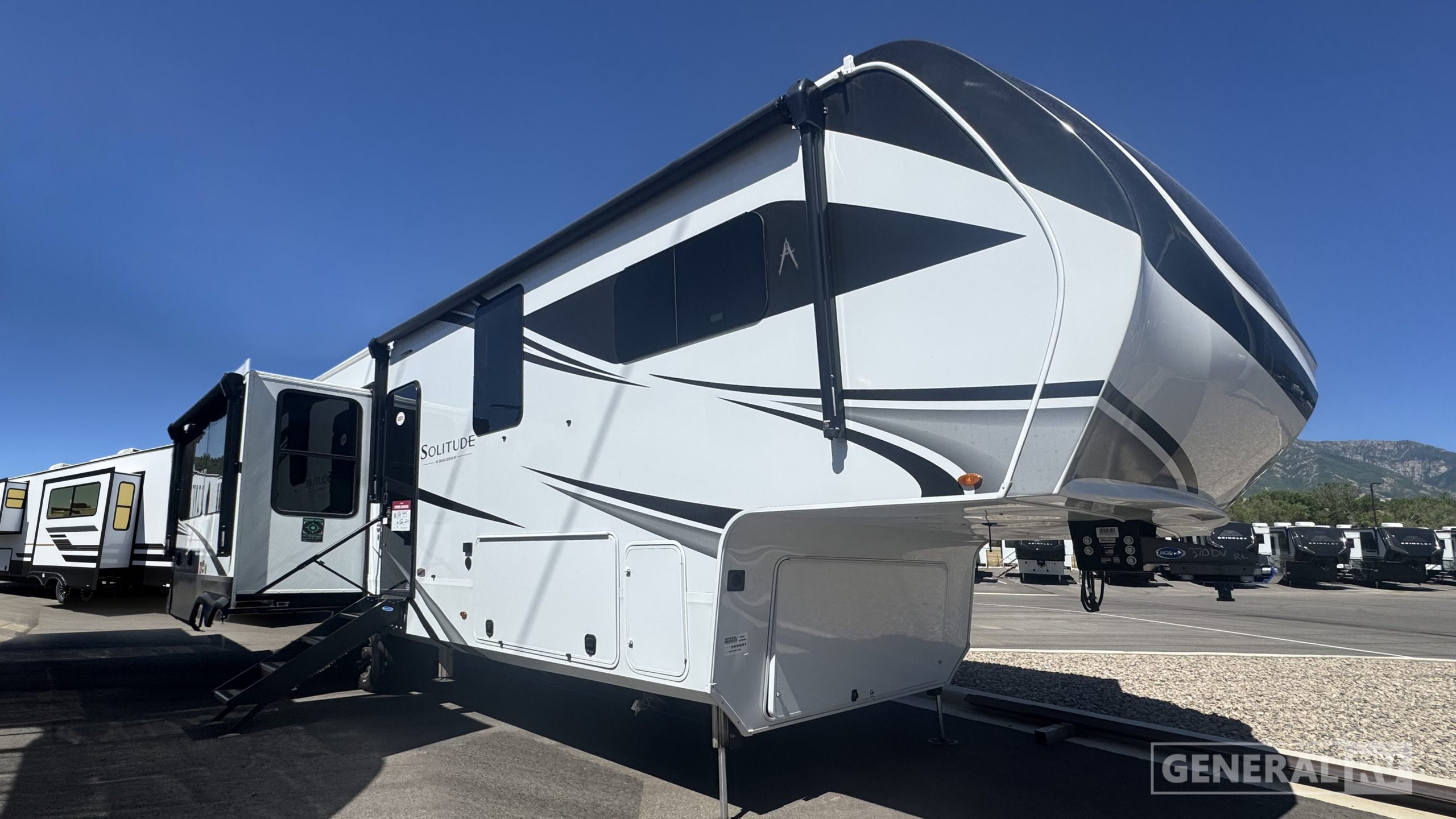 2026 Grand Design SOLITUDE 370DV in south weber UT