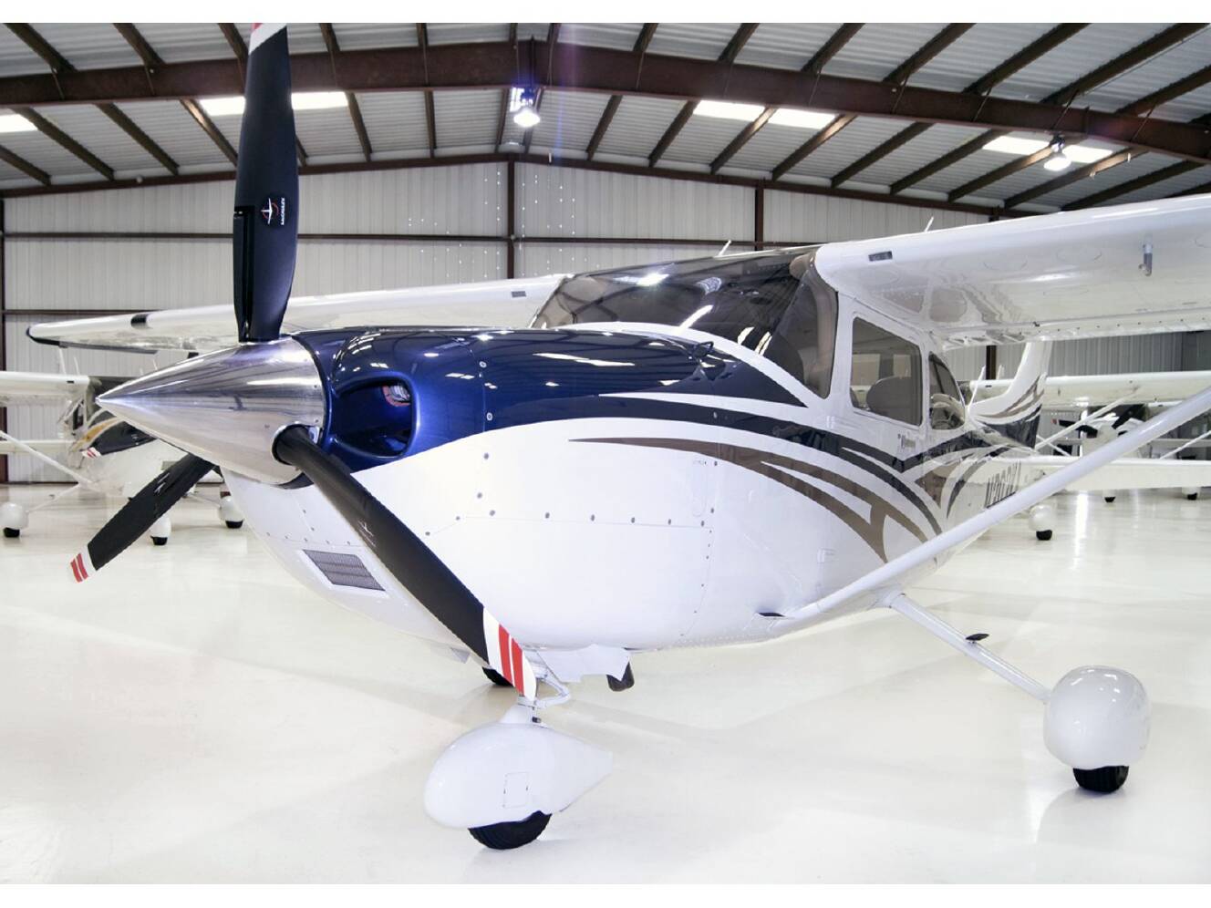 A photo of this 2013 Cessna T182T SKYLANE