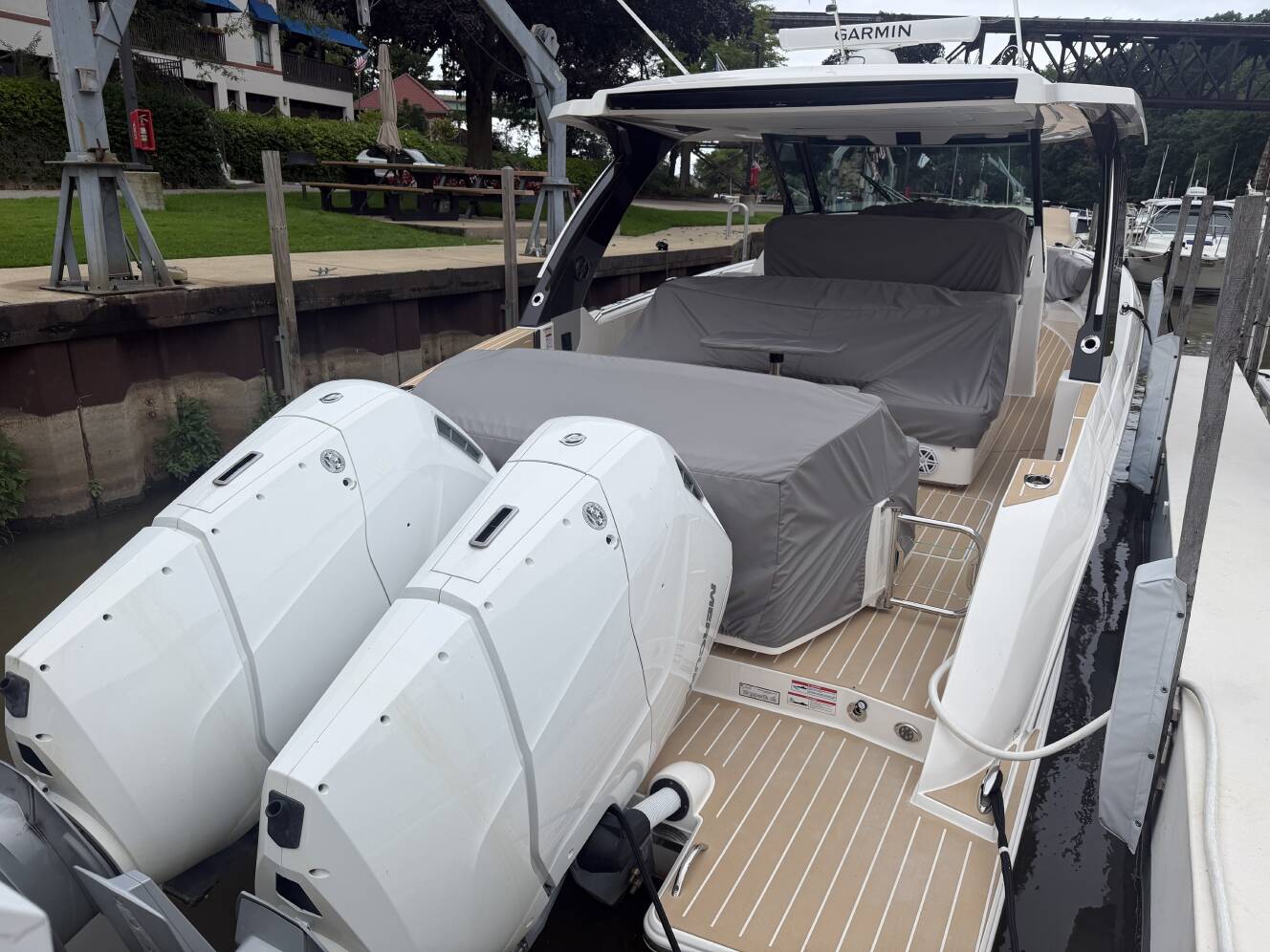A photo of this 2027 Tiara Yachts 39 LS