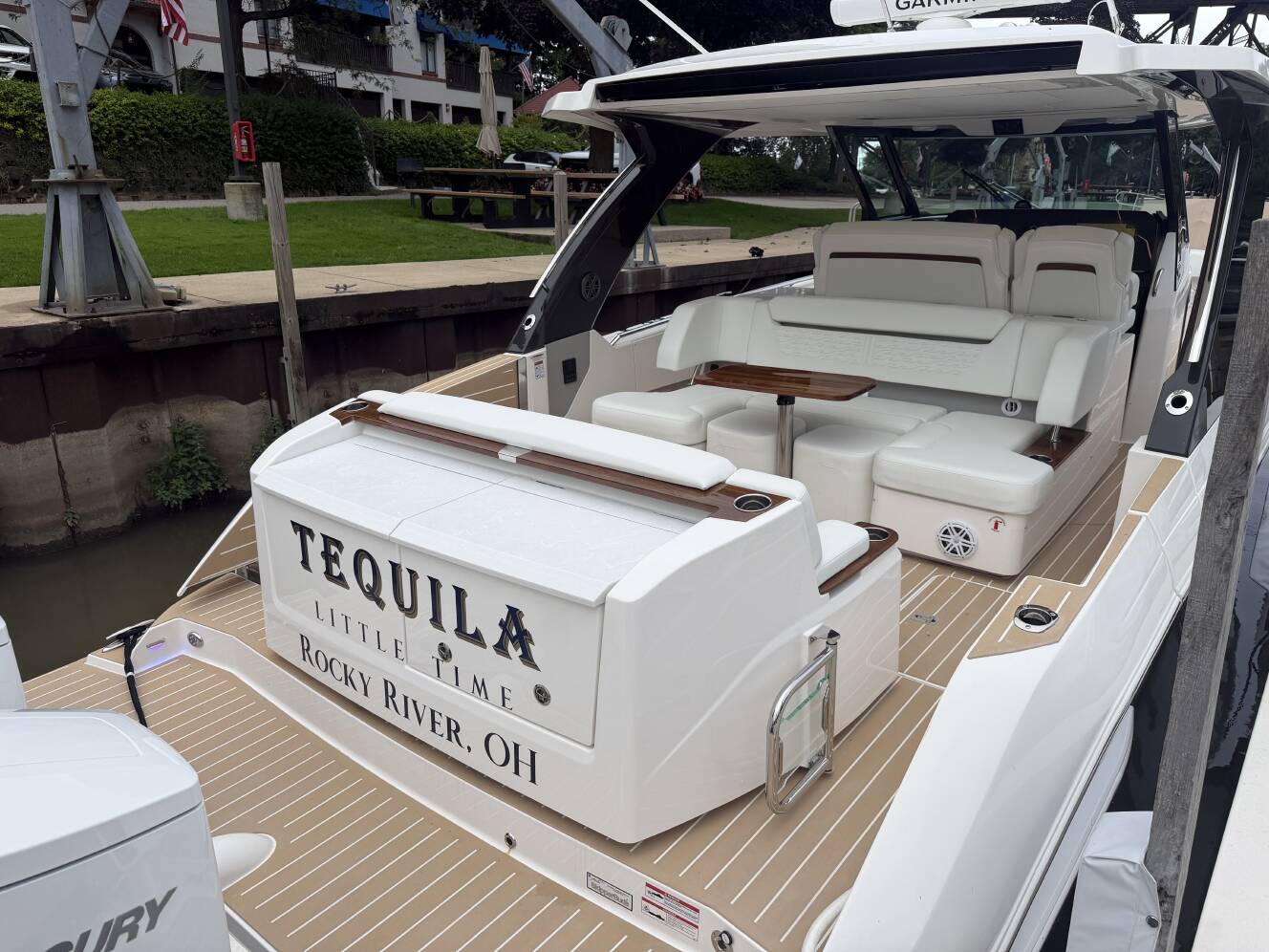 A photo of this 2027 Tiara Yachts 39 LS