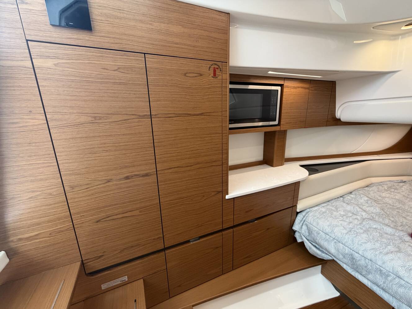 A photo of this 2027 Tiara Yachts 39 LS