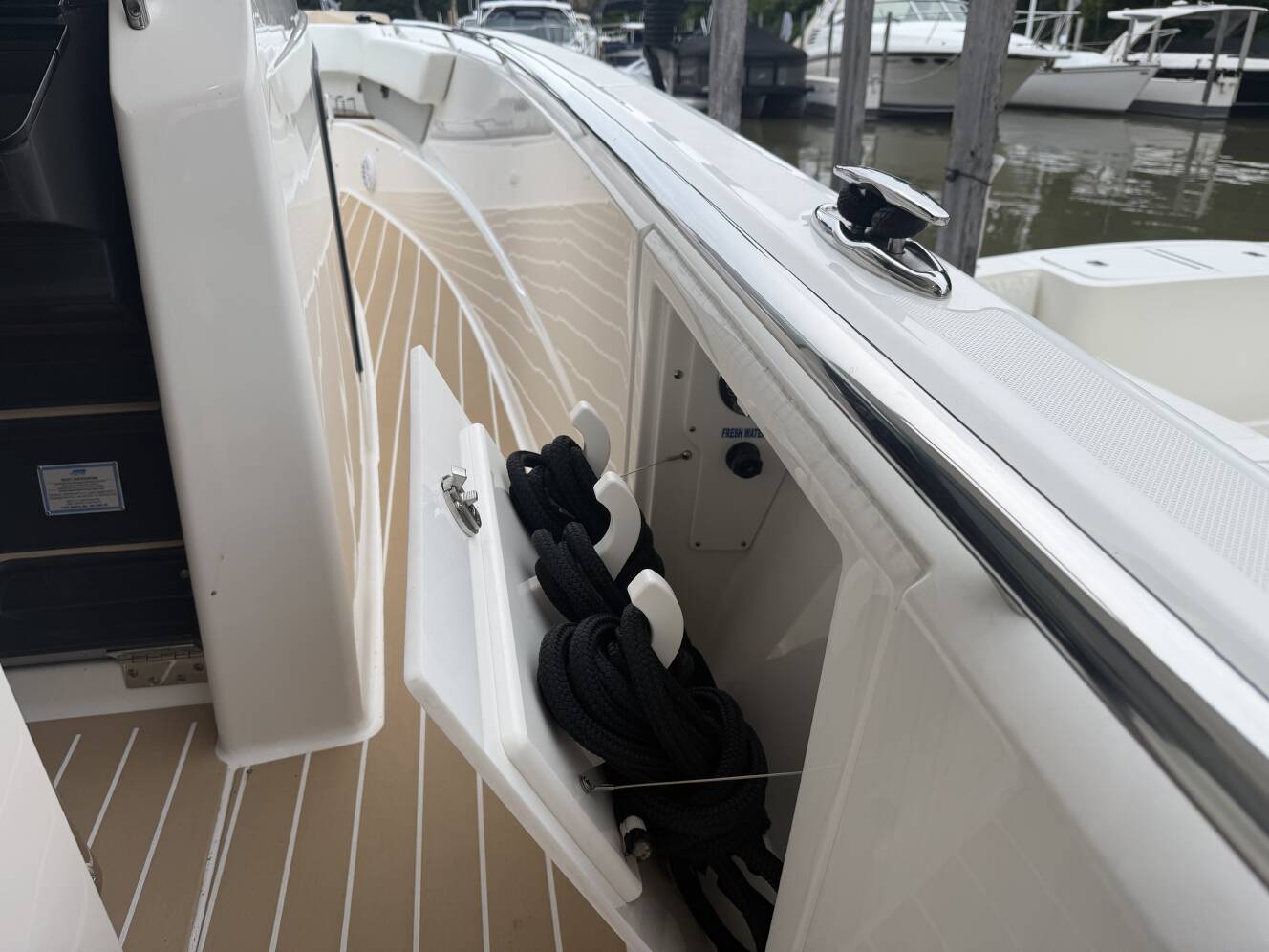 A photo of this 2027 Tiara Yachts 39 LS