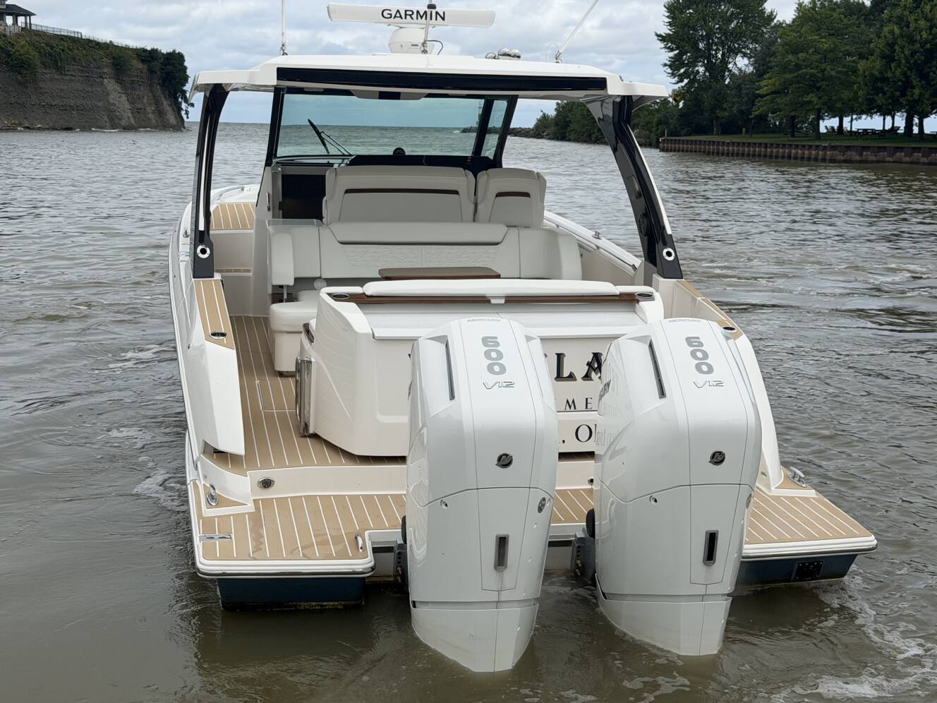 A photo of this 2027 Tiara Yachts 39 LS