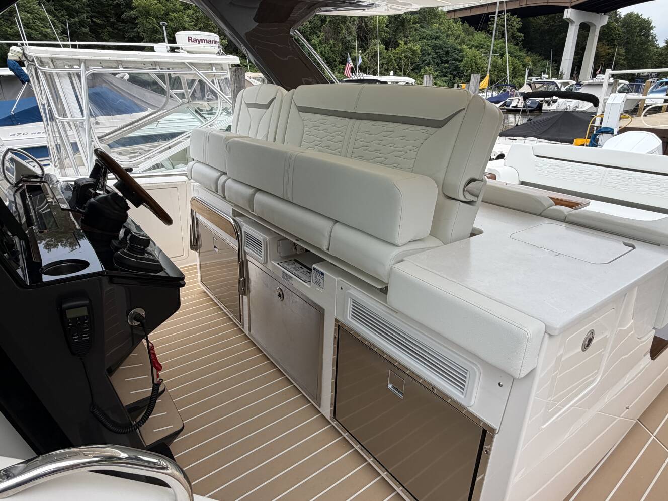 A photo of this 2027 Tiara Yachts 39 LS