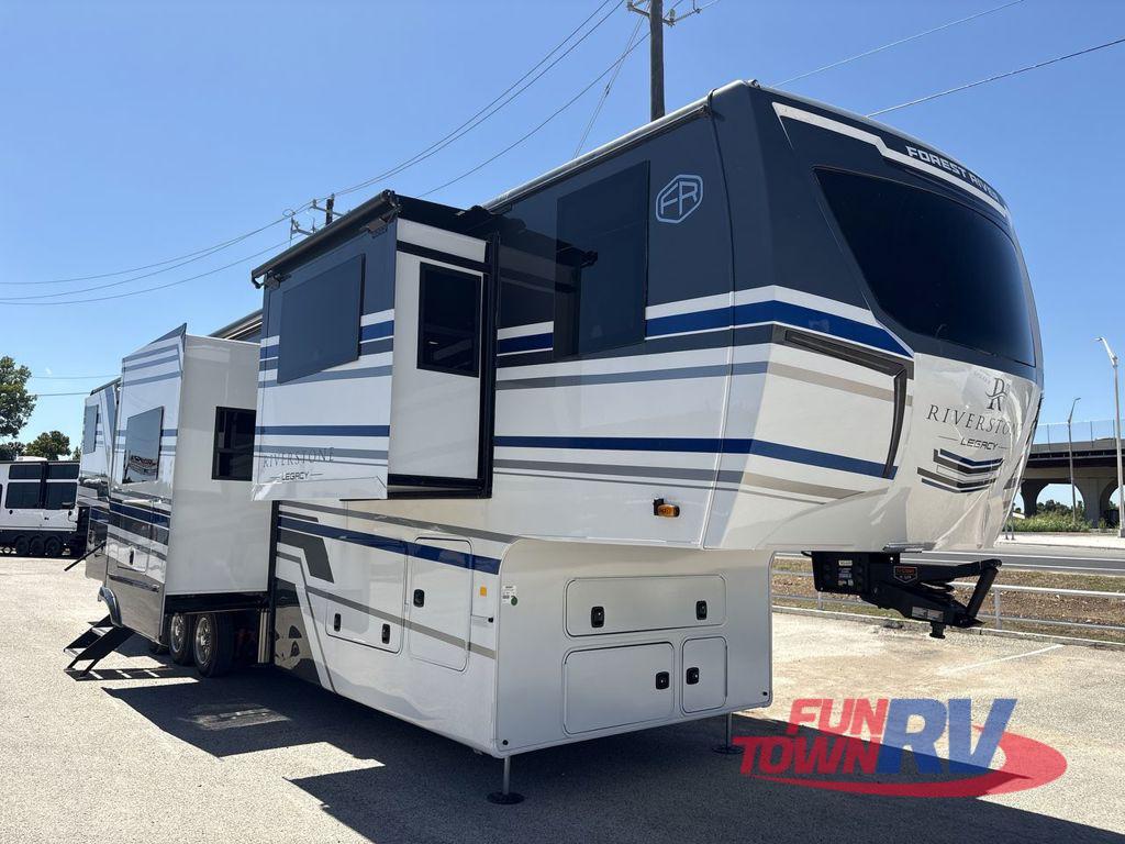 2027 Forest River Rv RiverStone Legacy 425FO RV