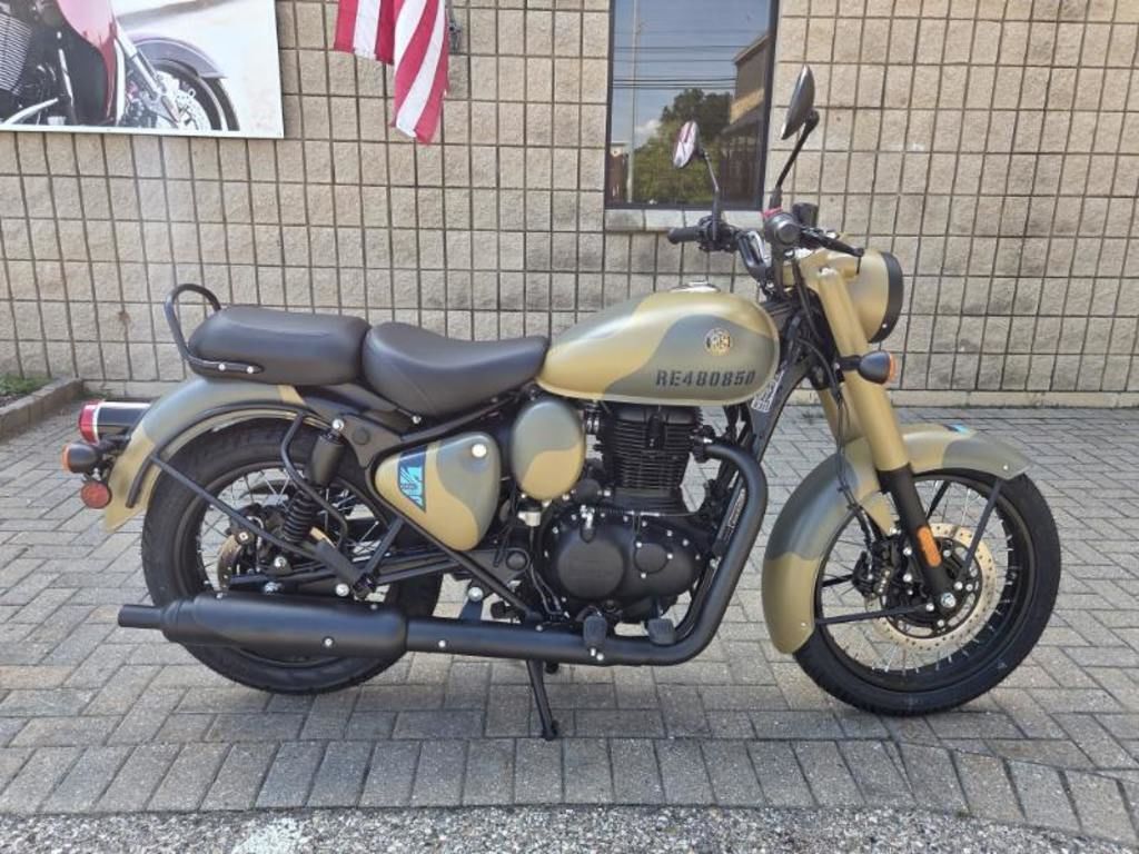 2026 Royal Enfield Classic 350 Commando Sand 350 in Clinton Twp, MI